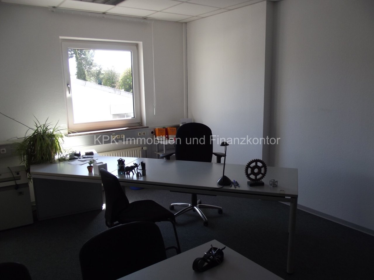 Büro 1